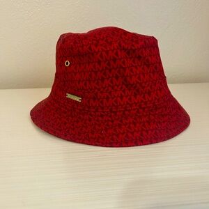 Red Michael Kors bucket hat hardly worn